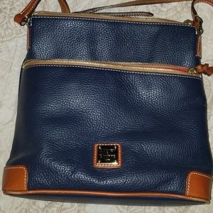 Dooney & Bourke crossbody purse